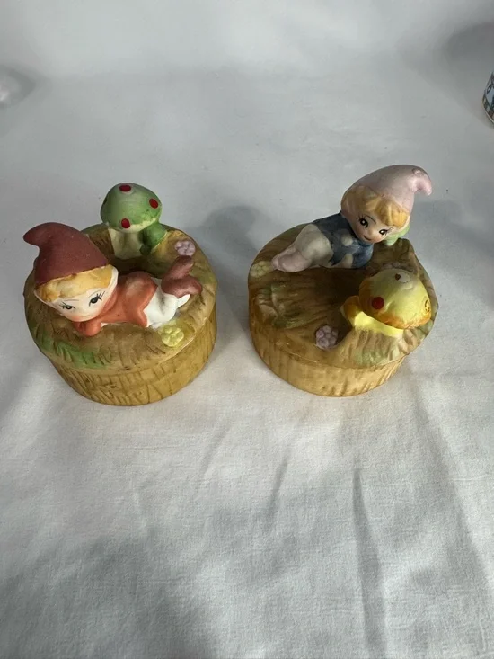 Vintage Homco Pixie Mushroom Trinket Boxes Set of 2 Ceramic Woodland Elf - Picture 2 of 9